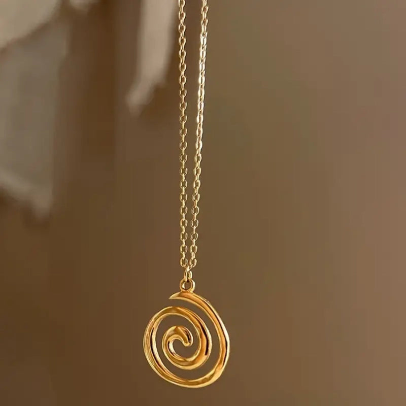 Stunning Gold Necklace for Daily Wear