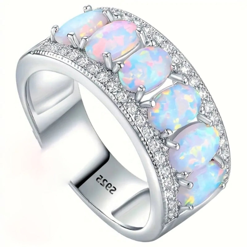 Charming Silver Ring for Any Occasion
