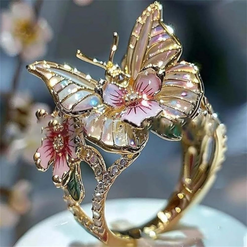 Charming Gold Ring for Any Occasion