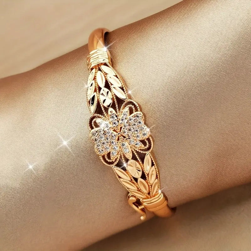 Charming Gold Ring for Any Occasion