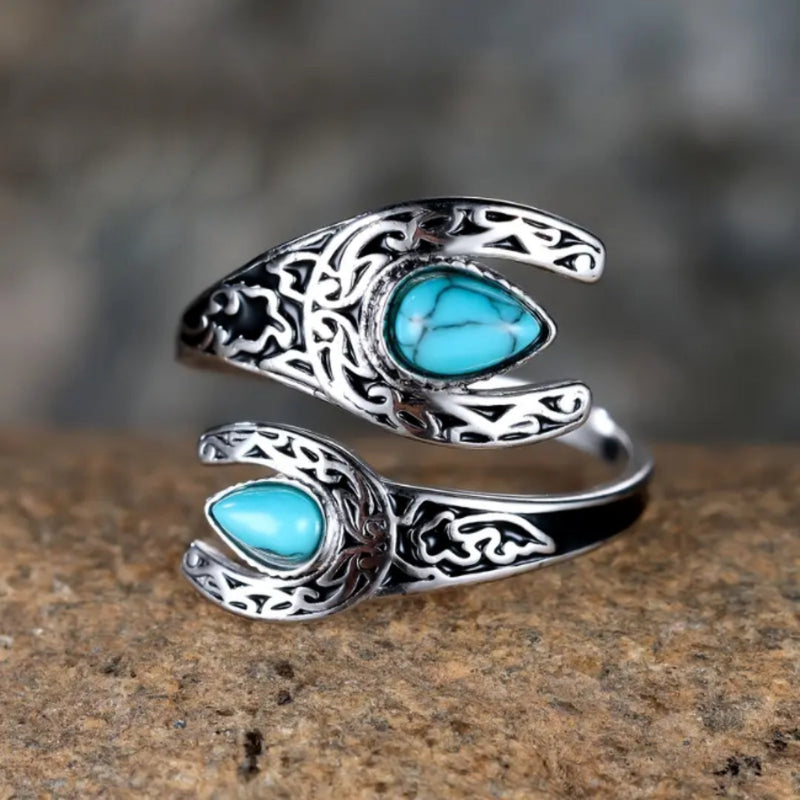 Stunning Silver Ring for Daily Wear