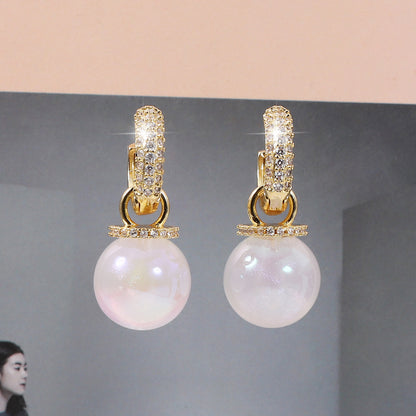 Romantic Pearl Earring for Special Moments