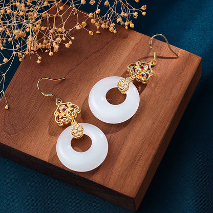 Classic Earring with Timeless Appeal