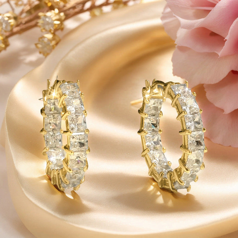 Elegant Earring for Every Occasion