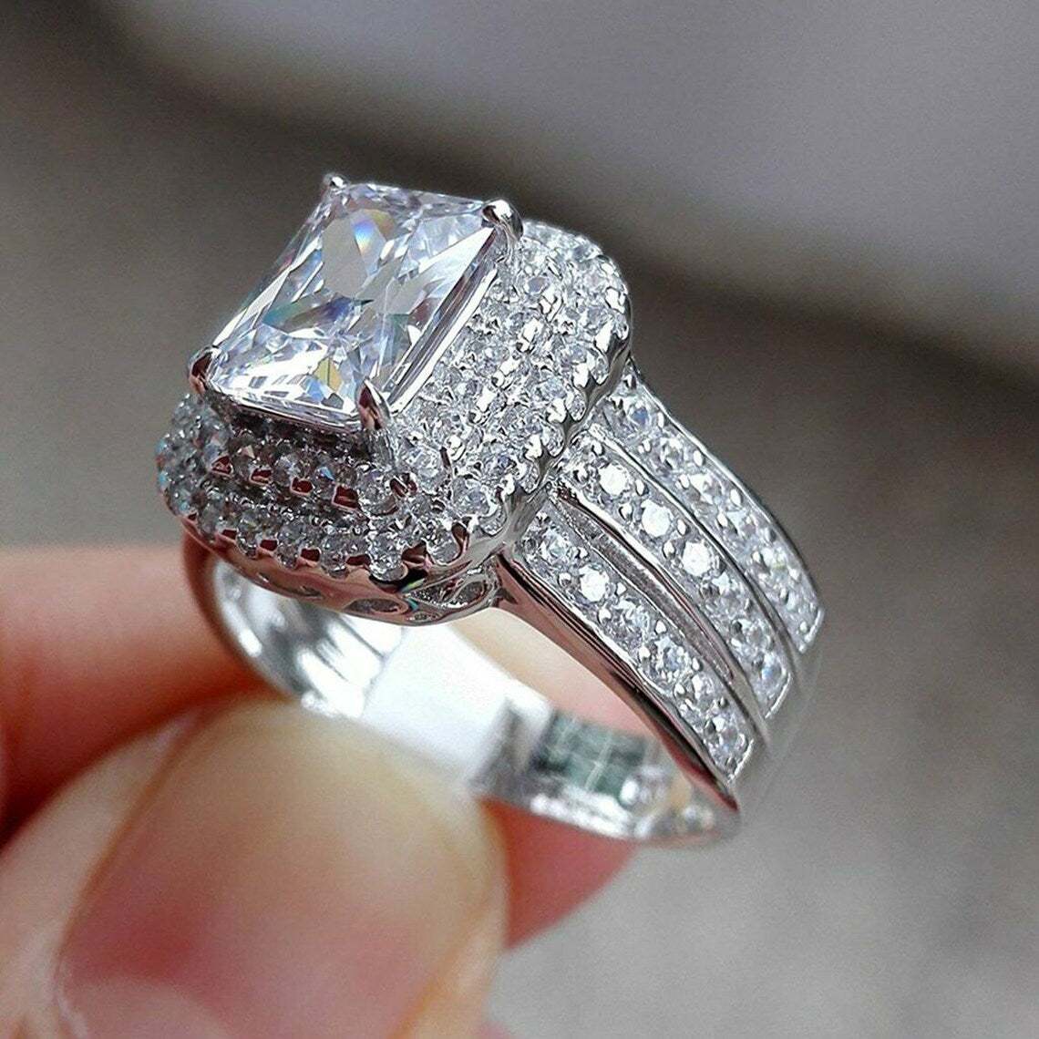 Classic Ring with Timeless Appeal