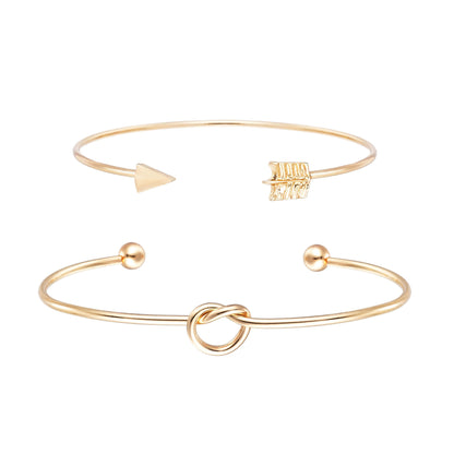 Classic Gold Bracelet with Timeless Appeal