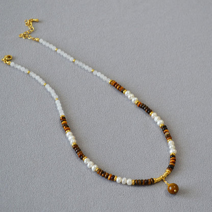 Romantic Pearl Necklace for Special Moments