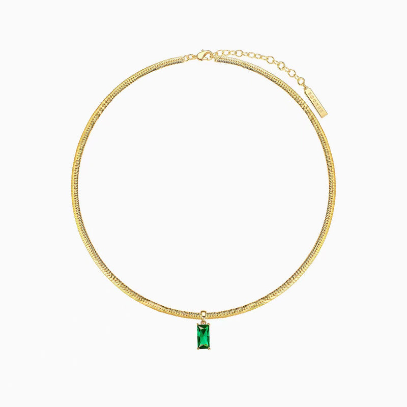 Beautiful Gold Necklace with Unique Style