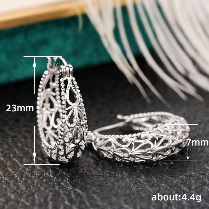 Classic Earring with Timeless Appeal