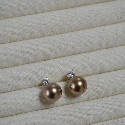 Romantic Silver Earring for Special Moments