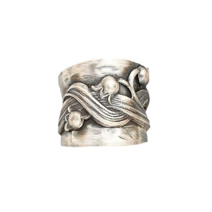 Classic Ring with Timeless Appeal