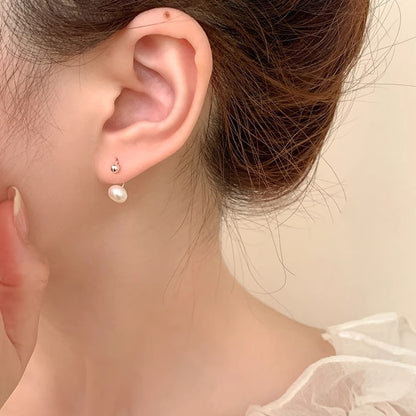 Romantic Pearl Earring for Special Moments