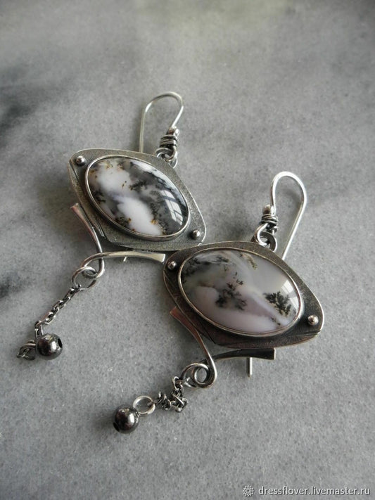 Romantic Earring for Special Moments