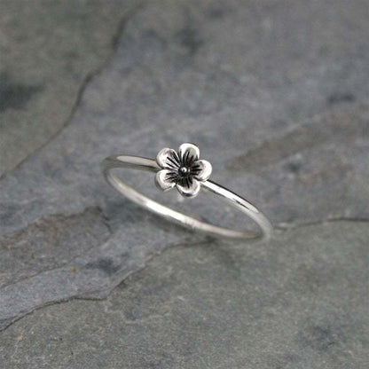 Romantic Silver Ring for Special Moments