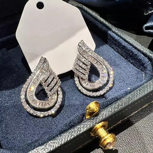 Beautiful Piece with Unique Style