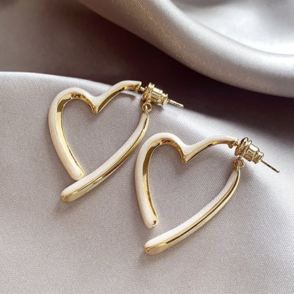 Delicate Artisan Pearl Earring