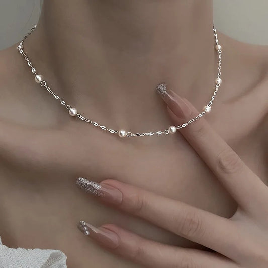 Romantic Pearl Necklace for Special Moments