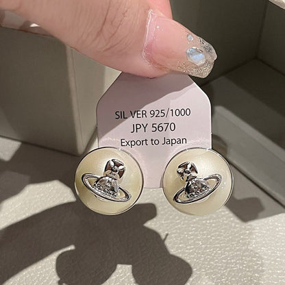 Charming Pearl Earring for Any Occasion