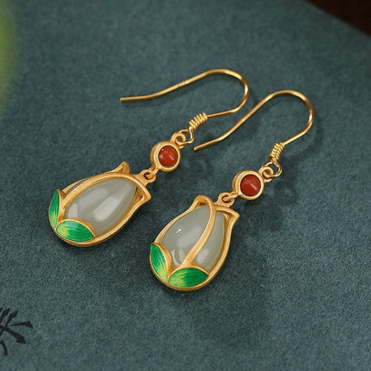Classic Silver Earring with Timeless Appeal