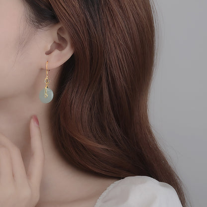 Elegant Silver Earring for Every Occasion
