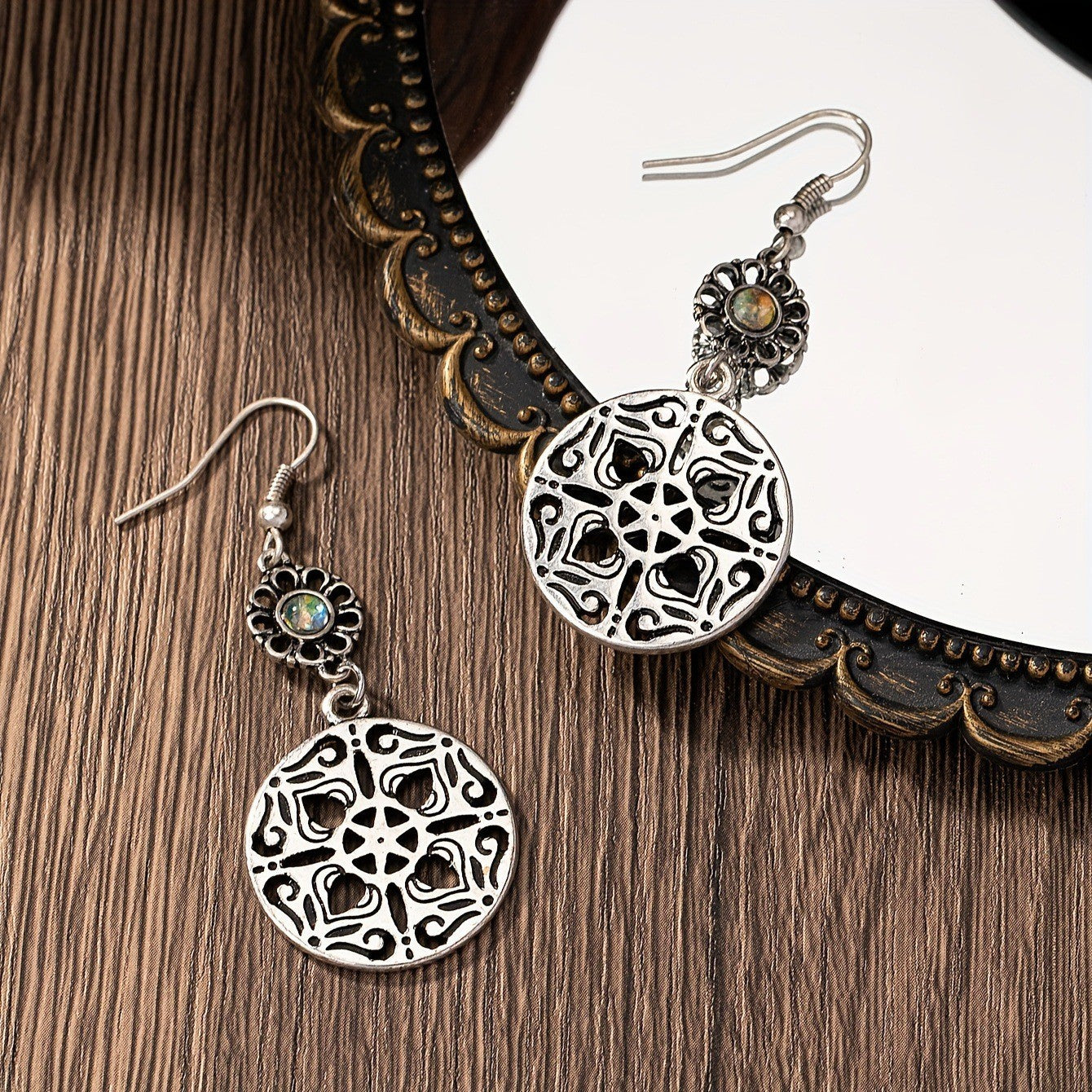 Vintage Handmade Earring