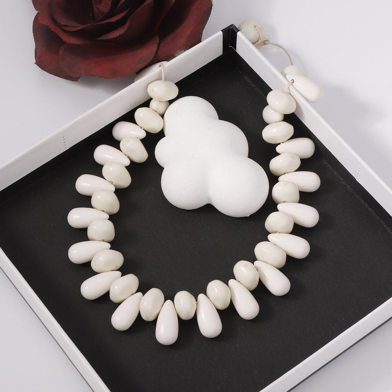 Beautiful Set with Unique Style
