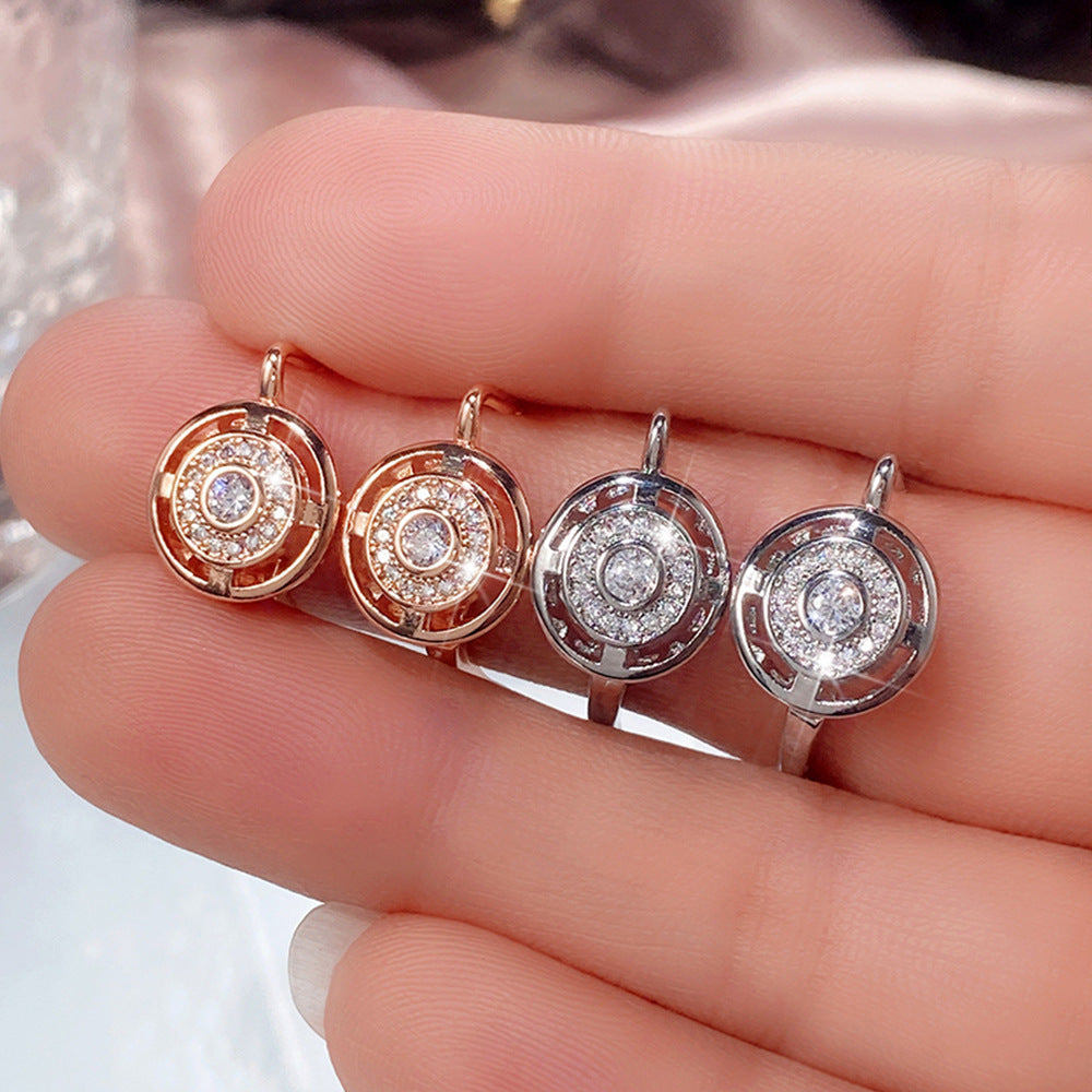 Elegant Earring for Every Occasion