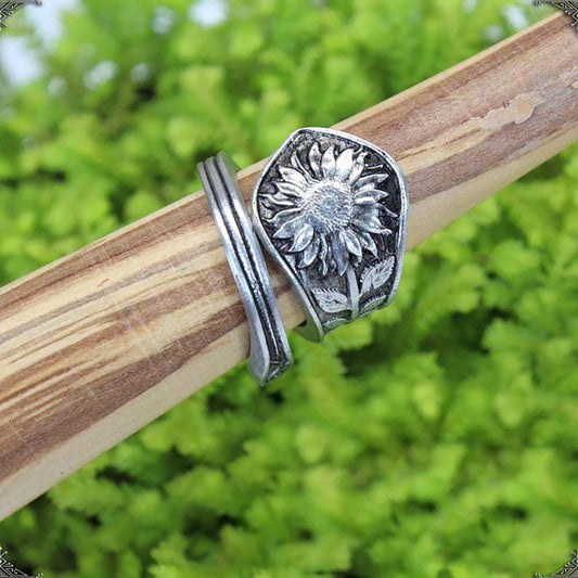 Charming Ring for Any Occasion