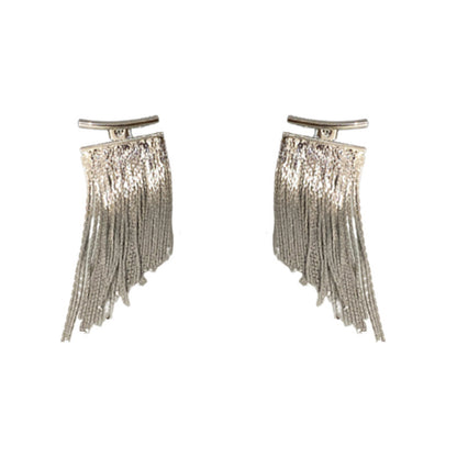 Romantic Silver Earring for Special Moments
