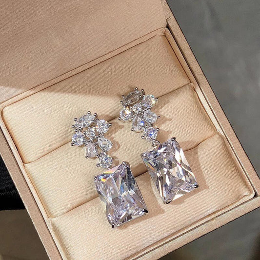 Beautiful Piece with Unique Style