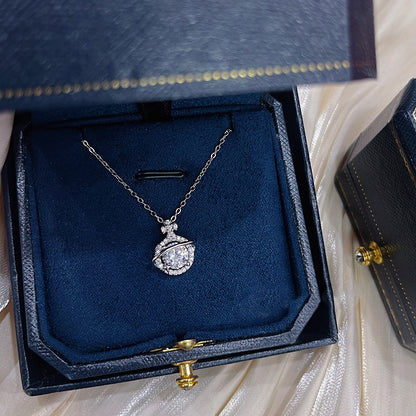 Beautiful Piece with Unique Style