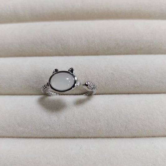 Classic Ring with Timeless Appeal