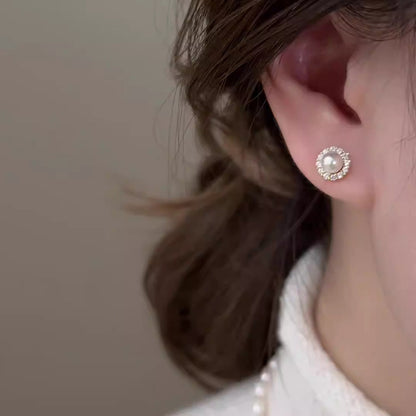 Stunning Pearl Earring for Daily Wear