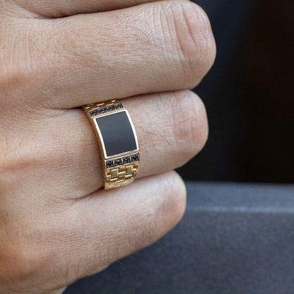 Romantic Gold Ring for Special Moments