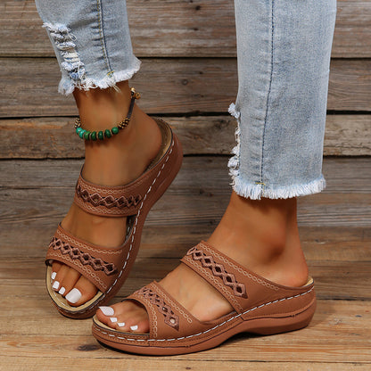 Graceful Orthopedic Sandals for Modern Look