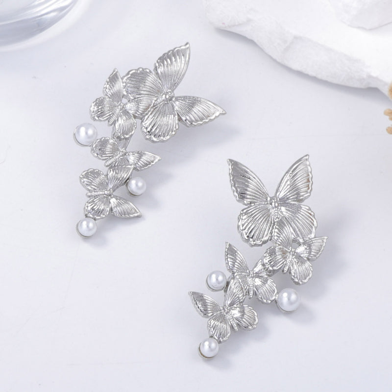 Stunning Pearl Earring for Daily Wear