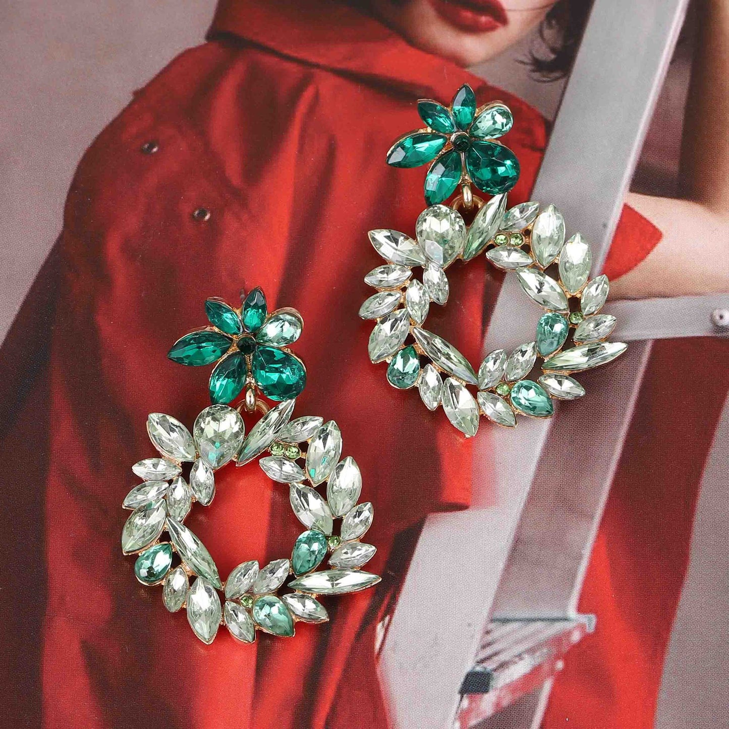 Charming Earring for Any Occasion