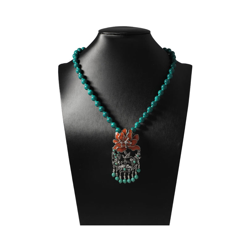 Beautiful Necklace with Unique Style