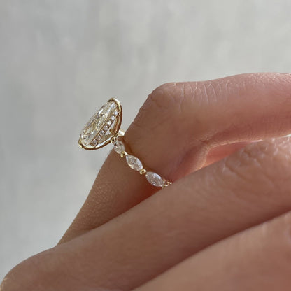 Classic Ring with Timeless Appeal