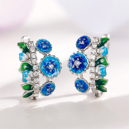 Charming Earring for Any Occasion