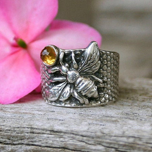 Beautiful Bracelet with Unique Style
