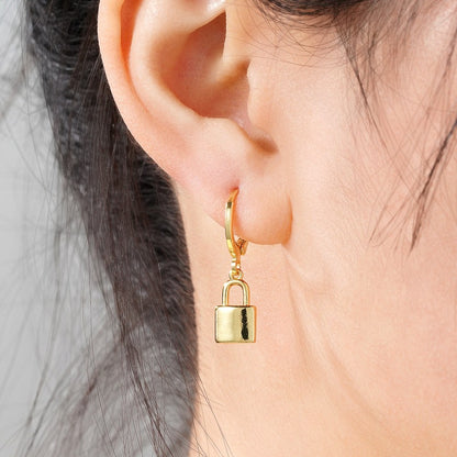 Classic Earring with Timeless Appeal