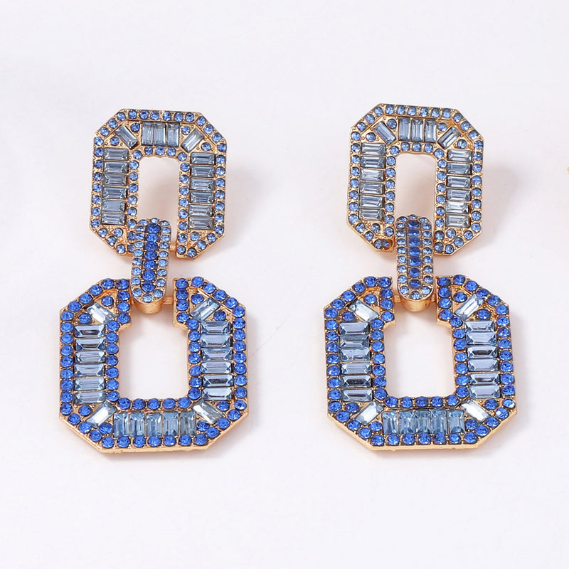 Charming Piece for Any Occasion