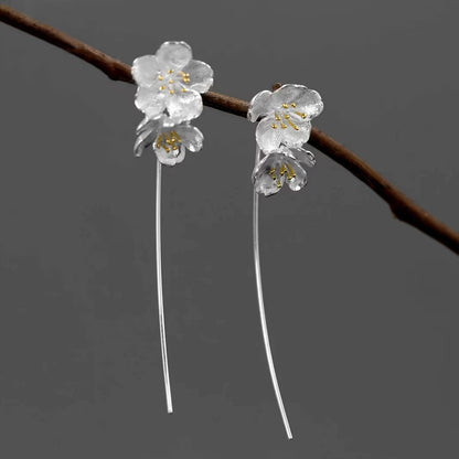 Charming Earring for Any Occasion