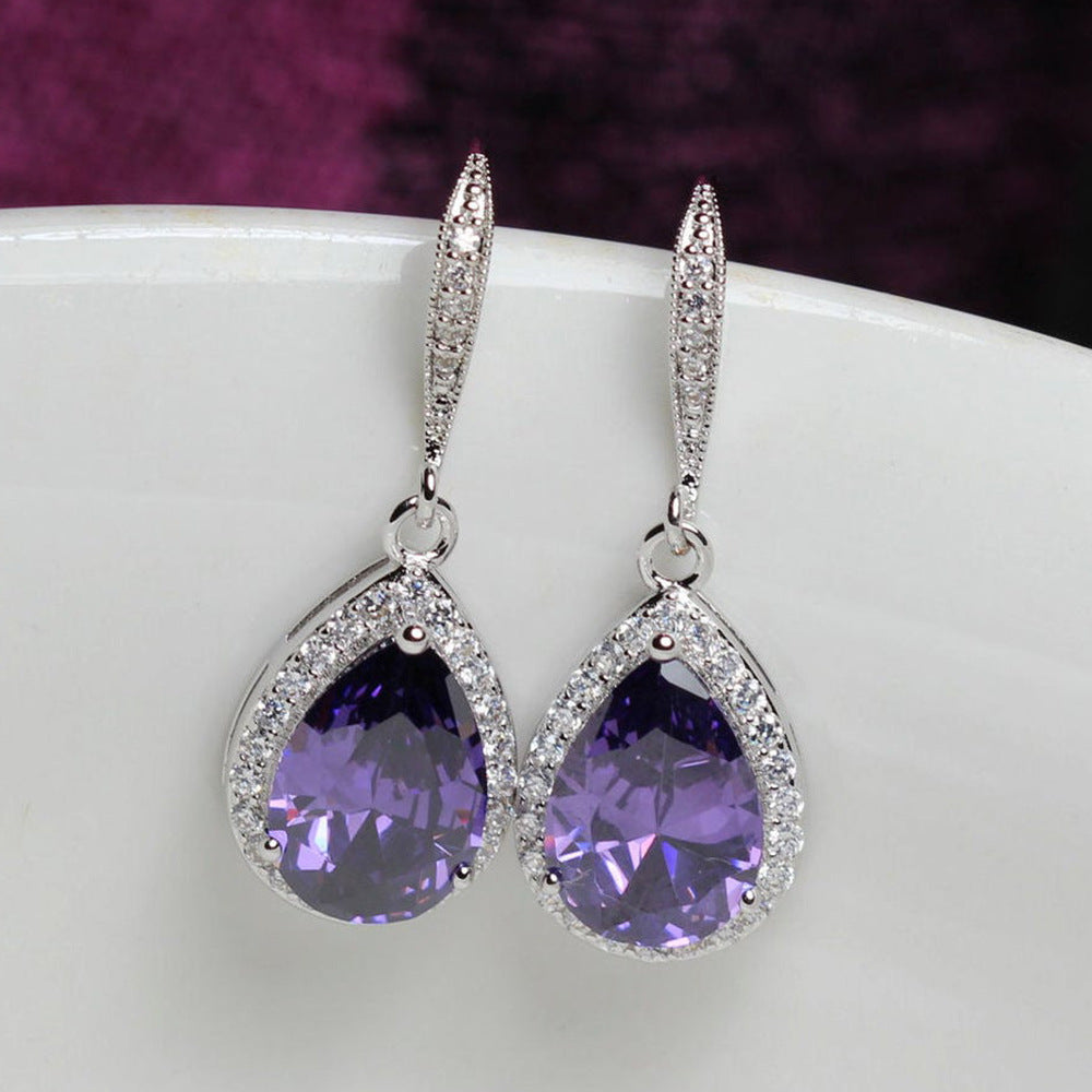 Charming Earring for Any Occasion