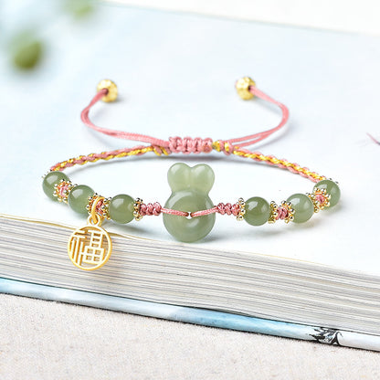 Charming Silver Bracelet for Any Occasion