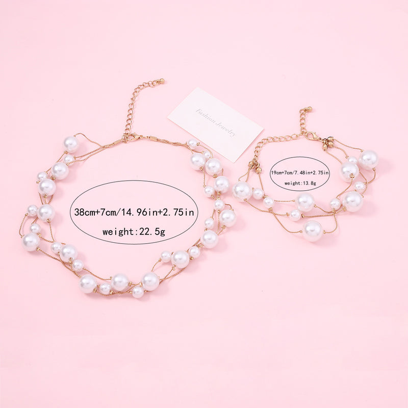 Beautiful Pearl Bracelet with Unique Style