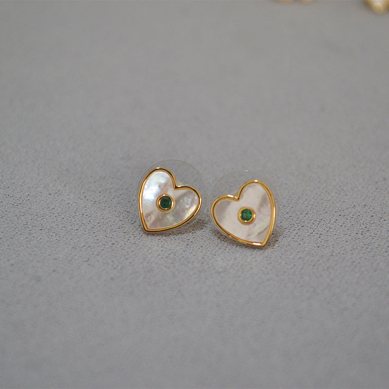 Elegant Gold Earring for Every Occasion