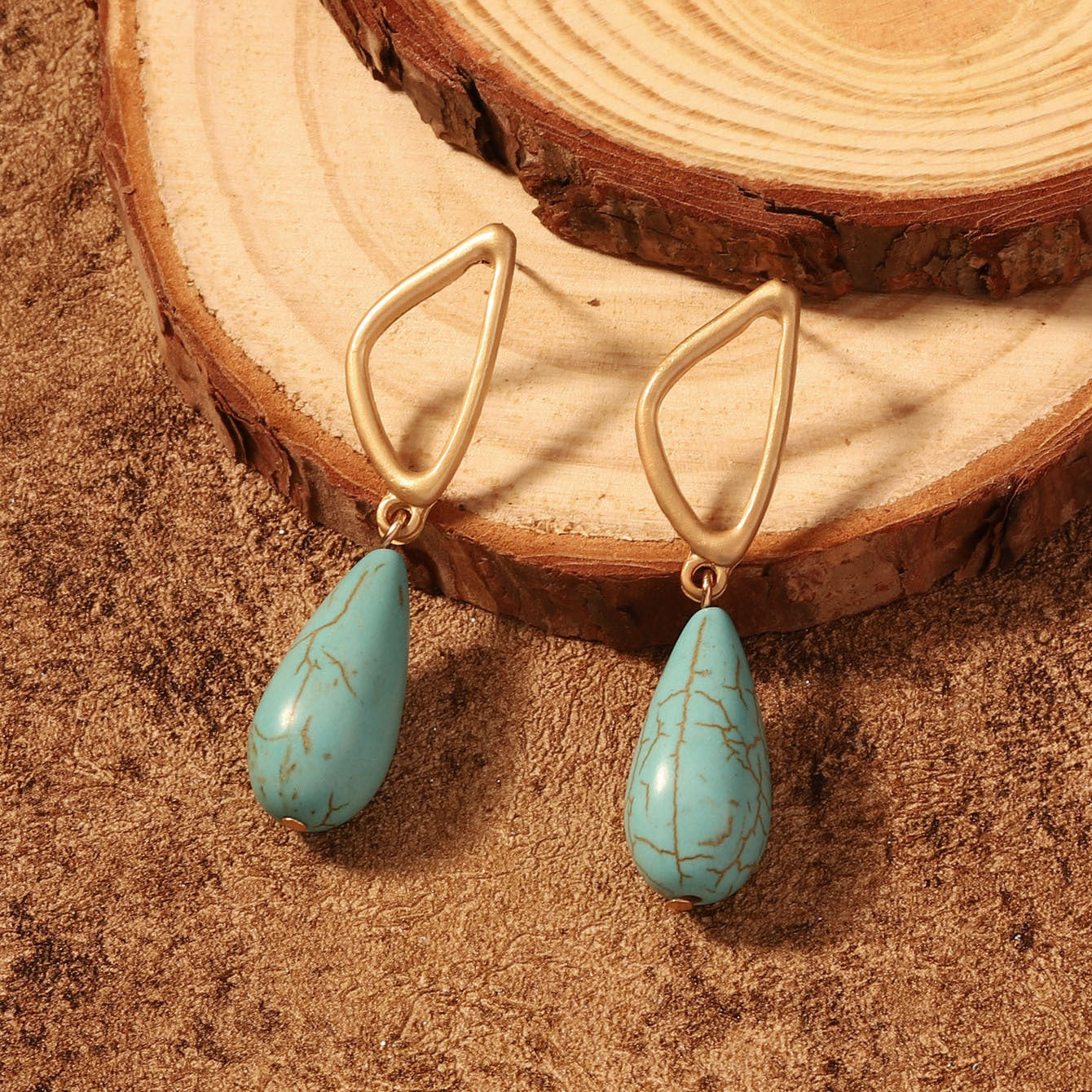 Classic Earring with Timeless Appeal