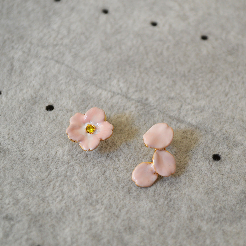Vintage Handmade Silver Earring